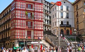 Live Old Town Bilbao